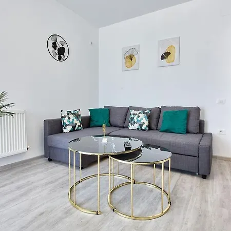 Promenada 2 Apartahotel