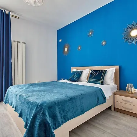 Aparthotel Promenada 2 *
